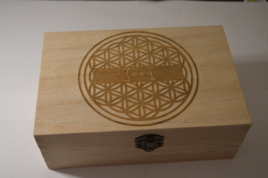 Holz Box